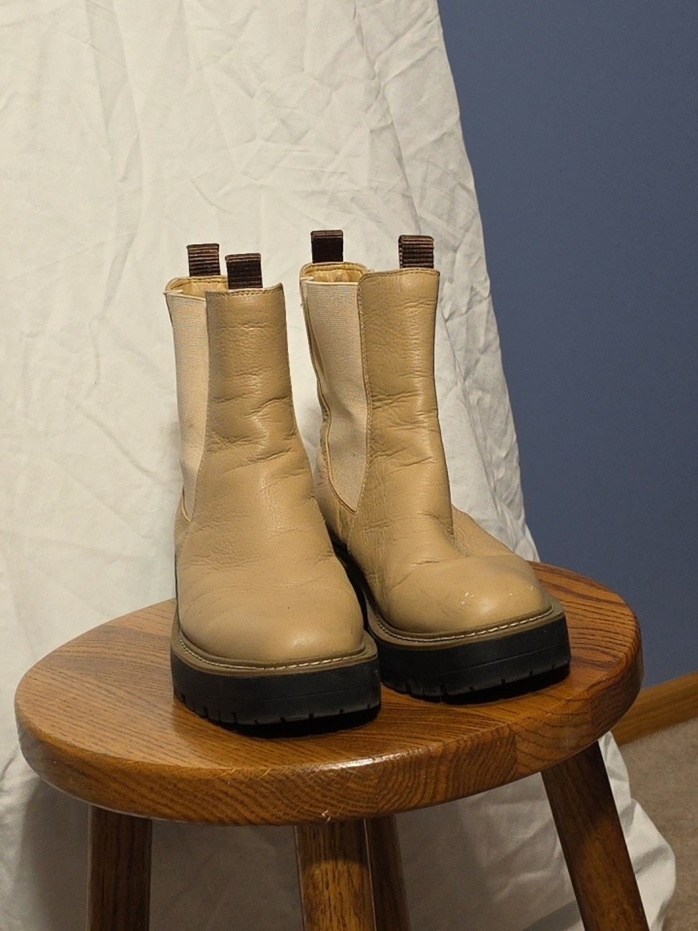 Sam Edelman Tan/Cream Chelsea Platform Boots